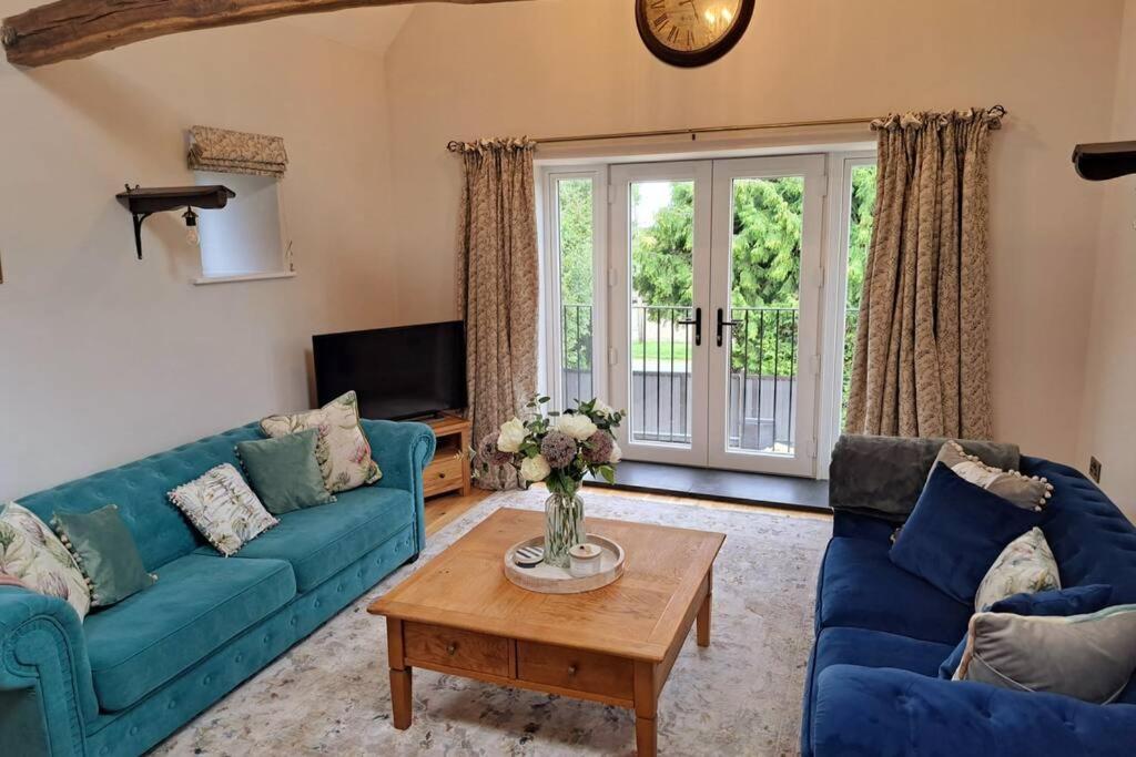 Luxury Victorian Hayloft Barn Self Contained Holiday home *