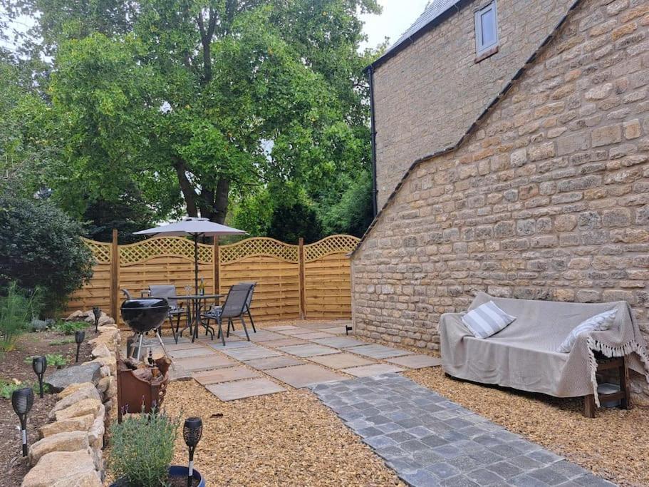 Luxury Victorian Hayloft Barn Self Contained * South Witham
